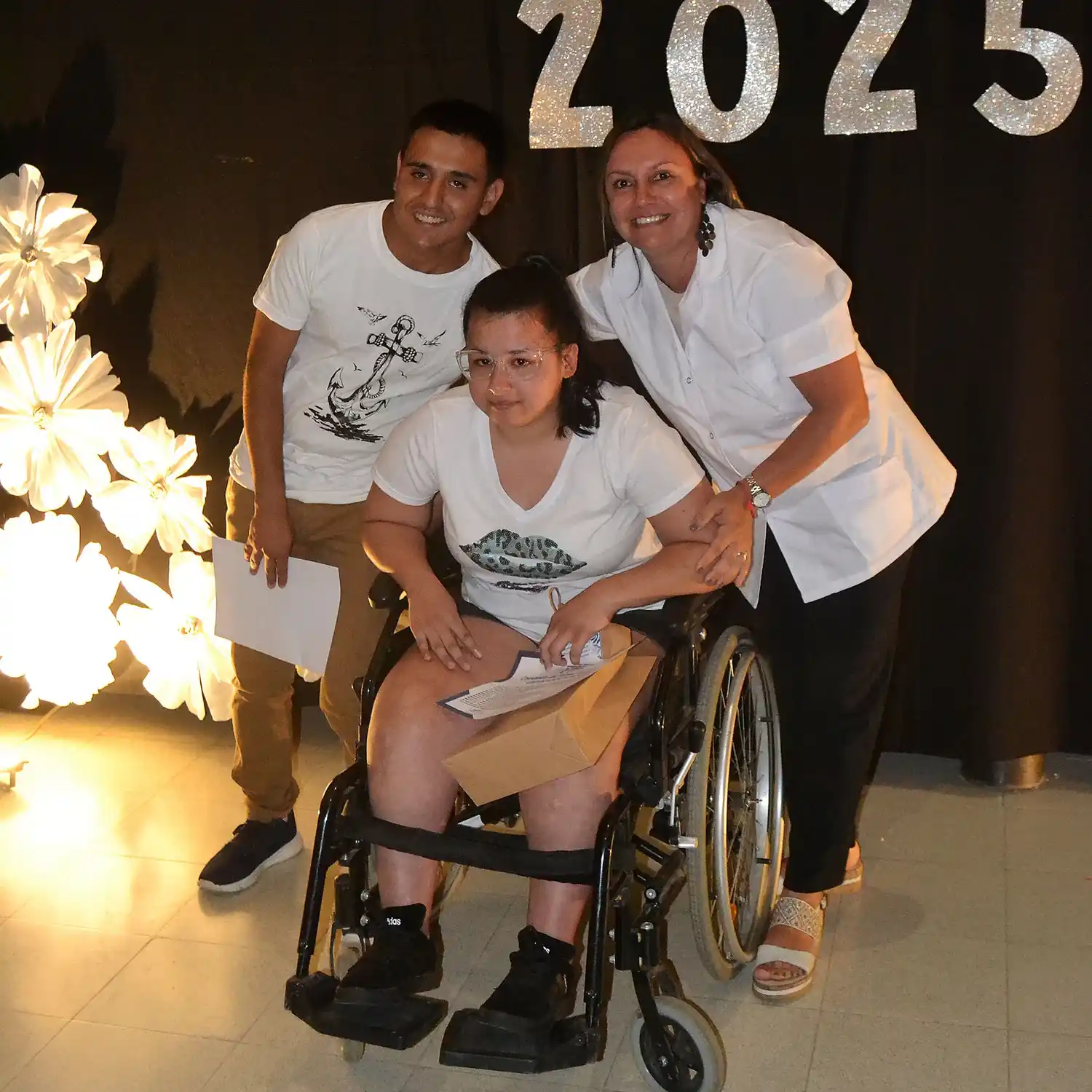 Emotivo acto de egresados y cierre del ciclo lectivo en “Lucecitas”