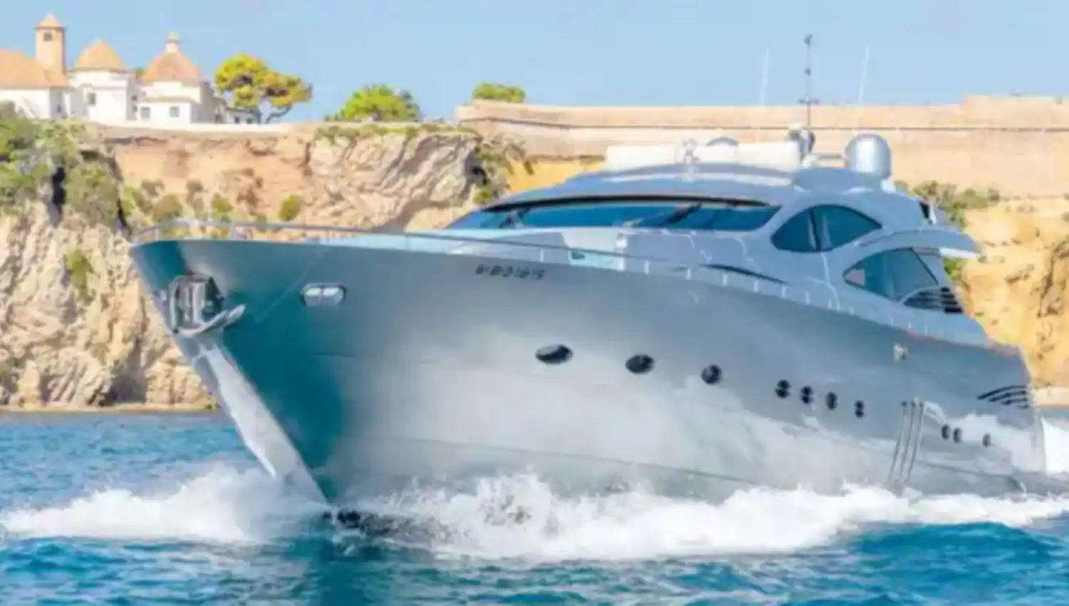 Este es el yate favorito de Messi y Luis Suarez para sus vacaciones