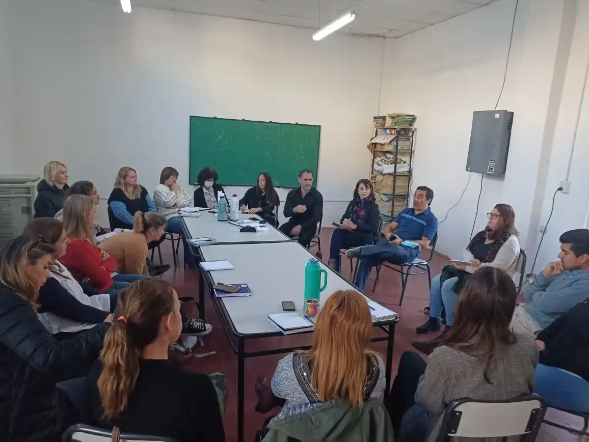 Instituciones de la ciudad trabajan en pos de la educación