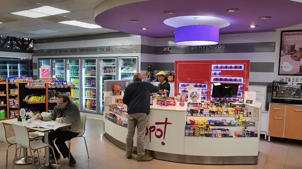 Shop de la estación en Freyre