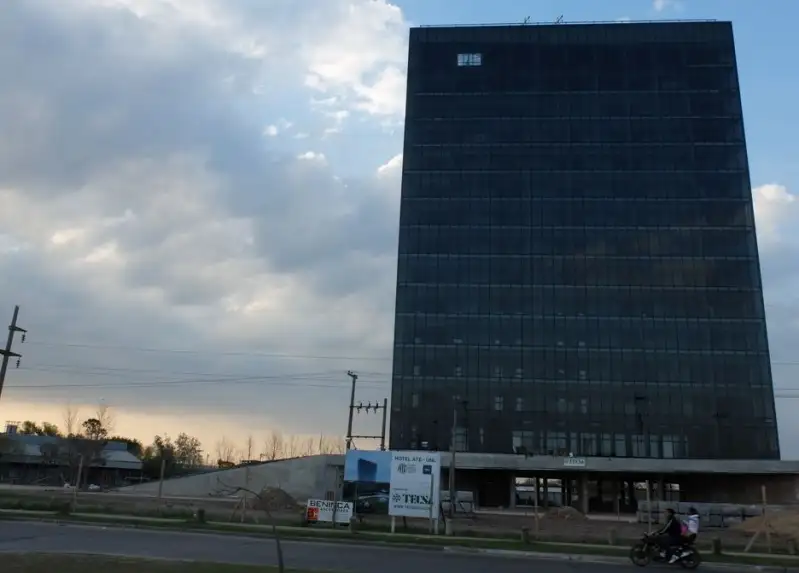 Se inaugura el hotel-colonia de vacaciones UNL-ATE