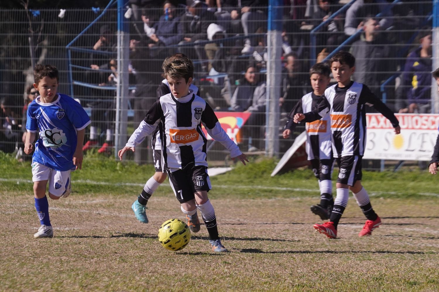 Los más dichos disfrutaron de una jornada a puro fútbol.