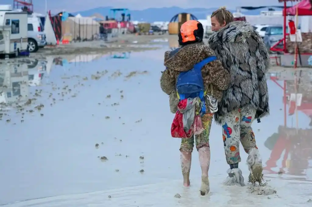 Autoridades han advertido conservar alimentos, agua y combustible