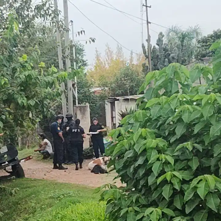 Violento robo en Villaguay: delincuentes se hicieron pasar por policías y una familia fue reducida