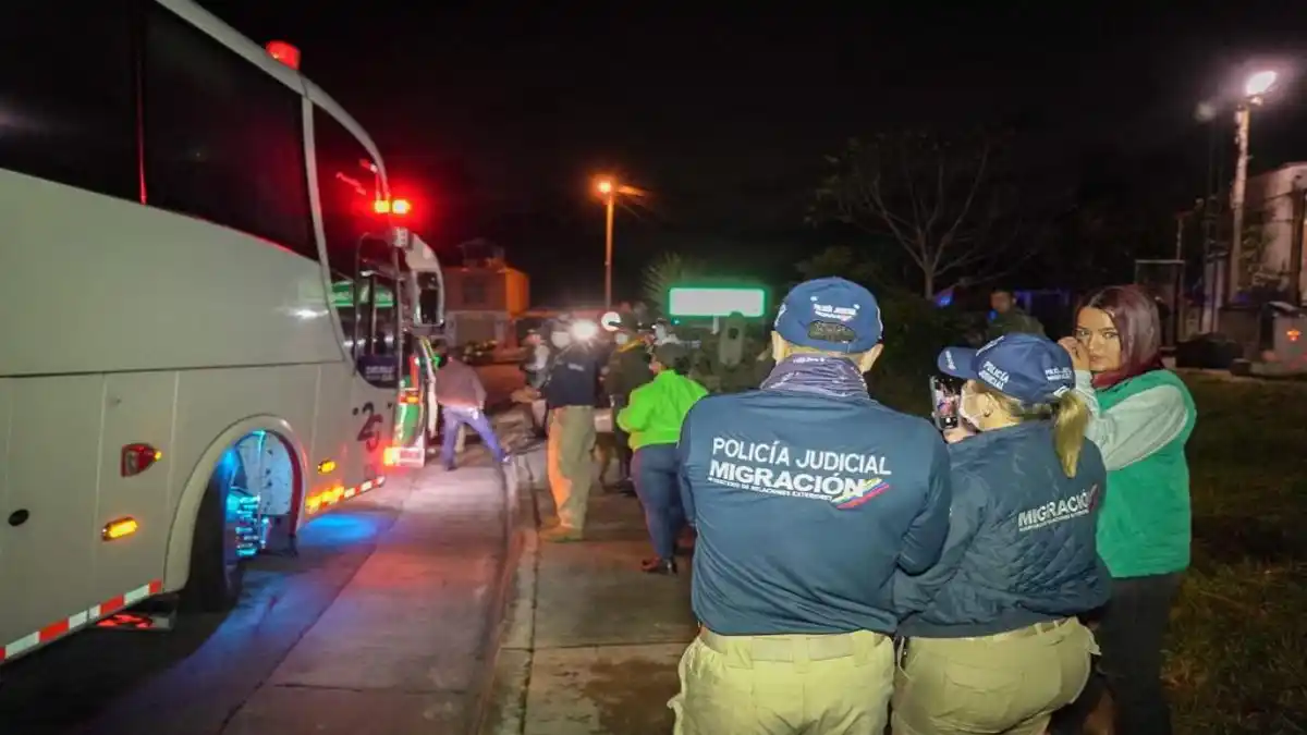 VÍCTIMAS DEL TRÁFICO: 50 migrantes fueron capturados evadiendo controles para entrar a Colombia