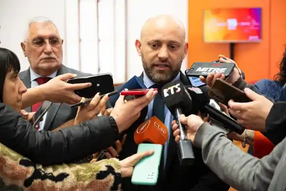 Puccini: “La reducción del dragado de la Hidrovía es como si el Estado decidiera explotar sólo la mitad de Vaca Muerta”