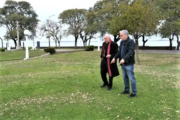 Mojón del camino de Santiago de Compostela será emplazado en la costanera de Chascomús