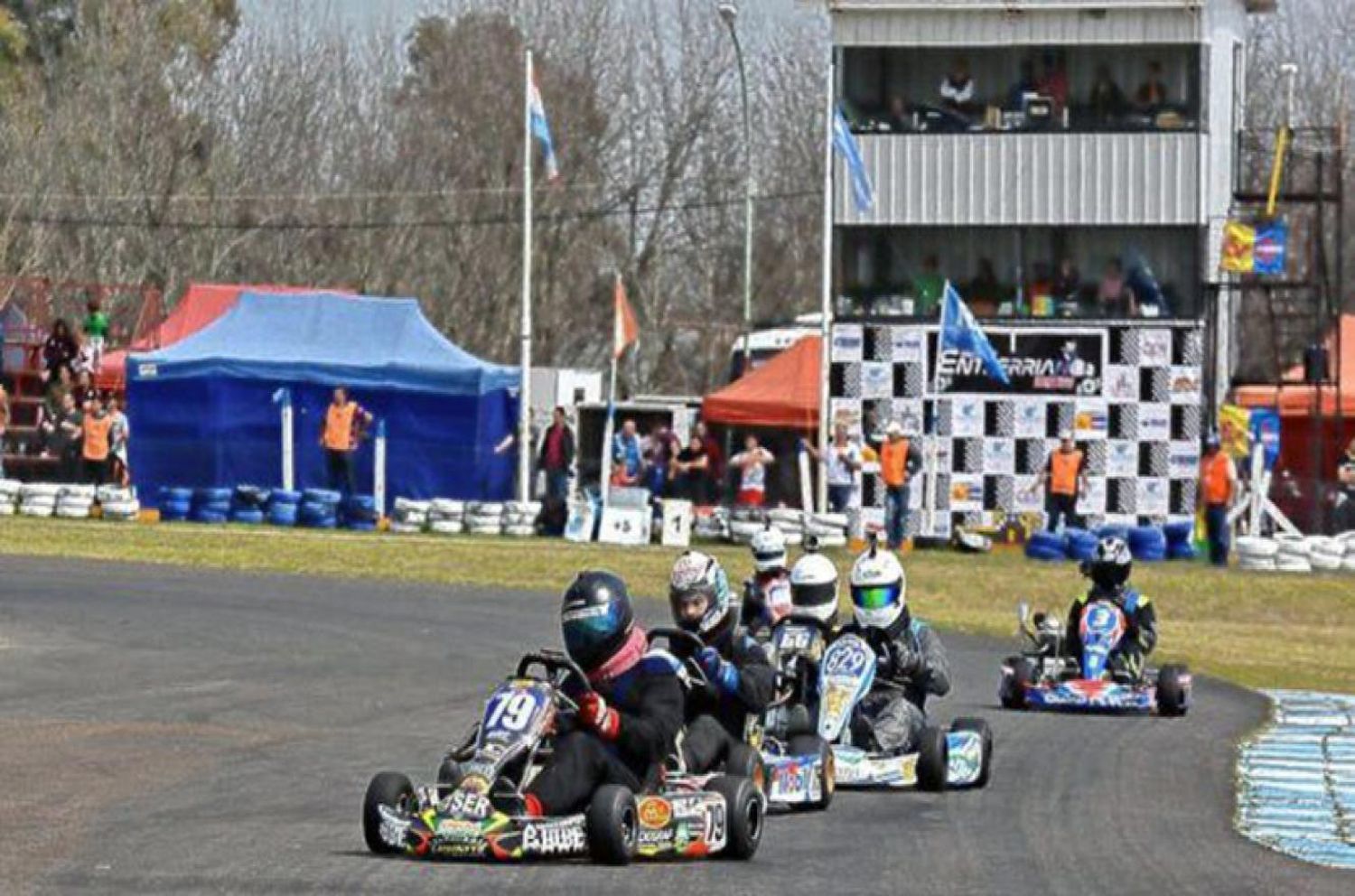 Varios pilotos gualeguayenses en el Entrerriano de Kating