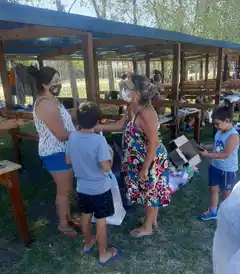 Comenzó con éxito la “Feria de la Estación”