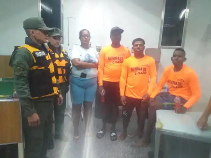 ¡RESCATAN EN ARAGUA! A pescadores desaparecidos en La Guaira (+VIDEO)