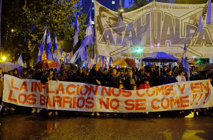 La CGT marchó contra el "tarifazo" y el "desempleo" en la ciudad