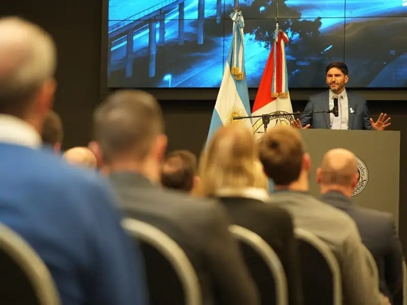 El gobernador presentó en Buenos Aires el encuentro internacional Santa Fe Business Forum.