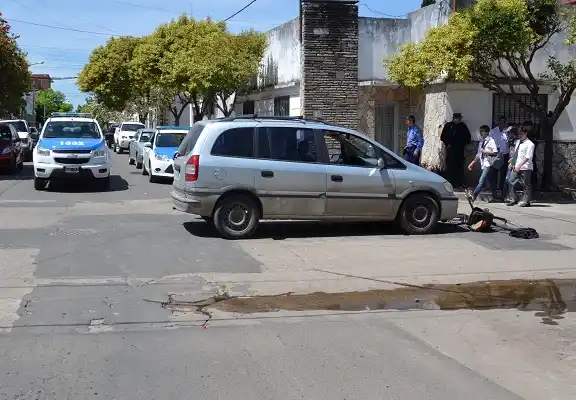 Un hombre de 62 años resultó lesionado al ser chocado en su bicicleta