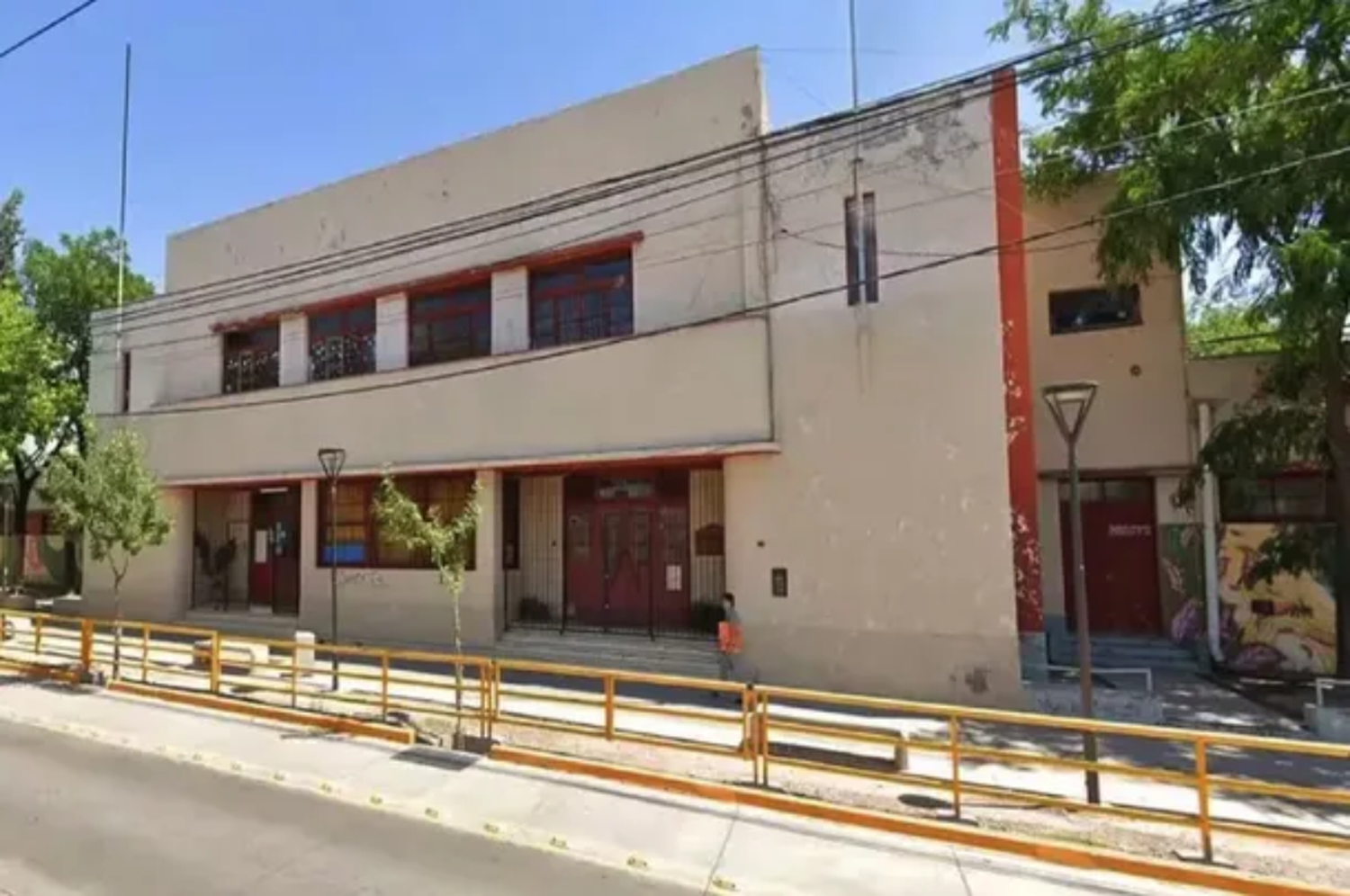 El docente daba clases en la escuela Guillermo Cano, de Guaymallén.