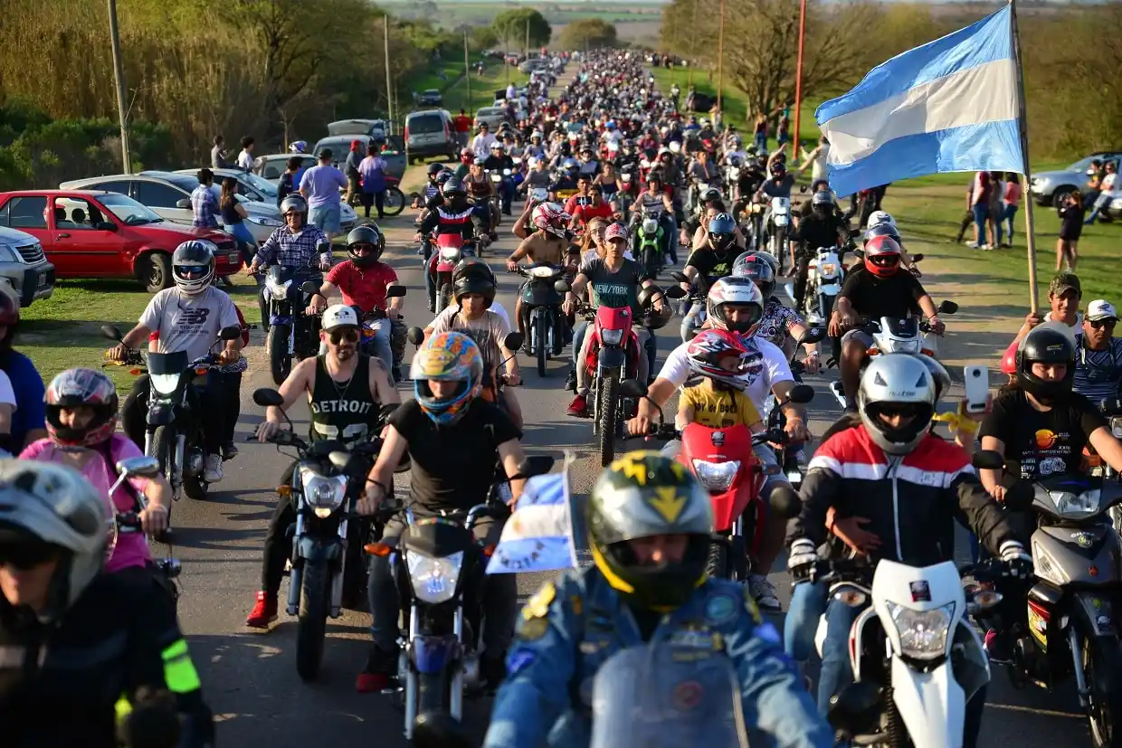 Diamante vivió una nueva edición del Motoencuentro Internacional