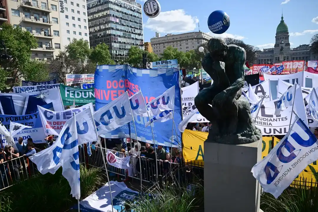 Docentes y no docentes universitarios pararán mañana tras la ratificación del veto a la ley de Financiamiento del sector