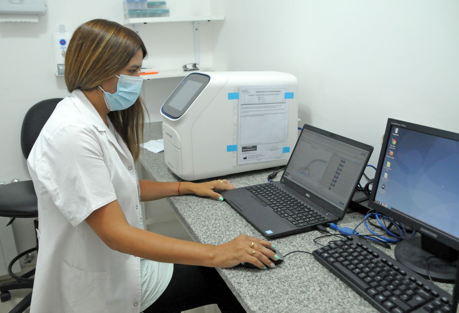 Pese a la baja demanda y casos positivos, siguen los hisopados en el centro de testeos del Hospital