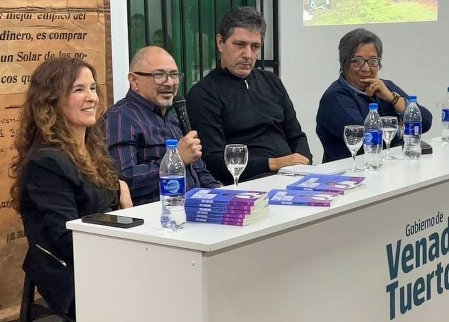 Alejandra García, Mario Glück, Marcelo Sevilla y Miriam Carabajal, en la presentación del sábado.