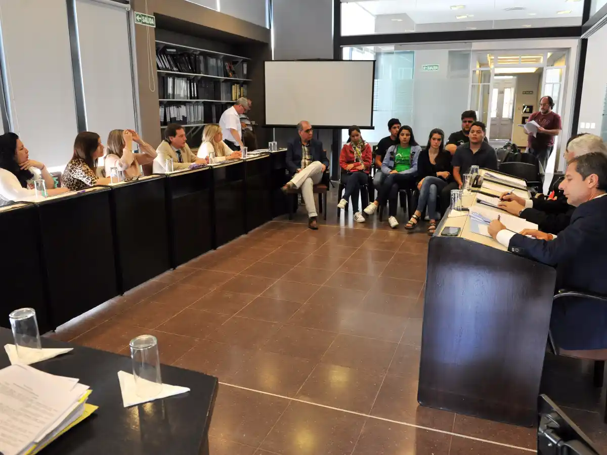 Acusaciones cruzadas entre oficialismo y oposición ante la situación del Cusf