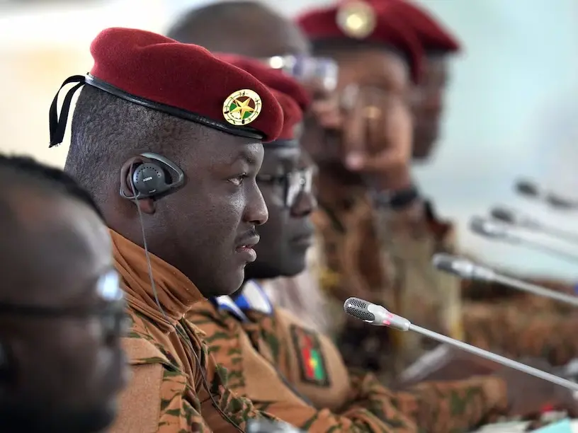 La junta militar de Burkina Faso busca restituir la pena de muerte en delitos de terrorismo, alta traición y espionaje