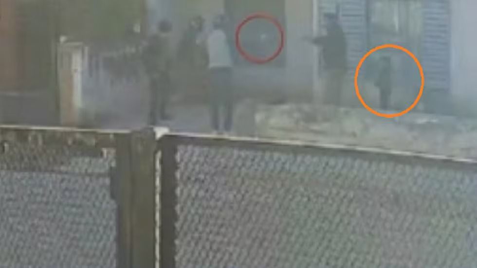 Barrio Los Fresnos. La escena violenta que indignó a los vecinos y vecinas del sector (Captura de video).