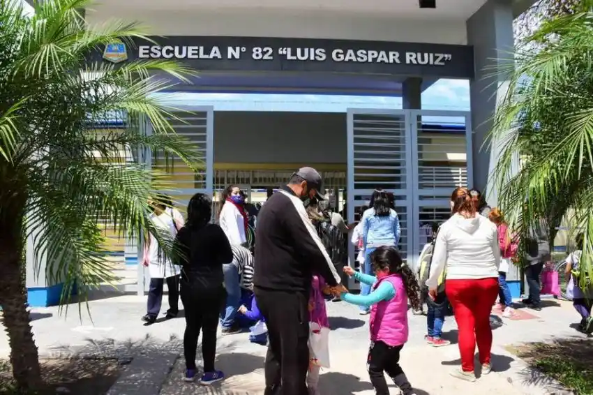 Ayer se retomó la presencialidad plena en todas las escuelas de la provincia
