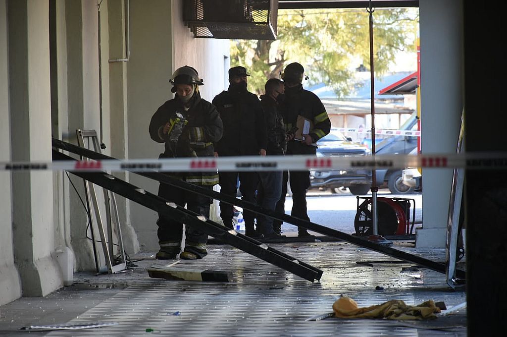 Están estables los policías heridos durante la explosión en la URI