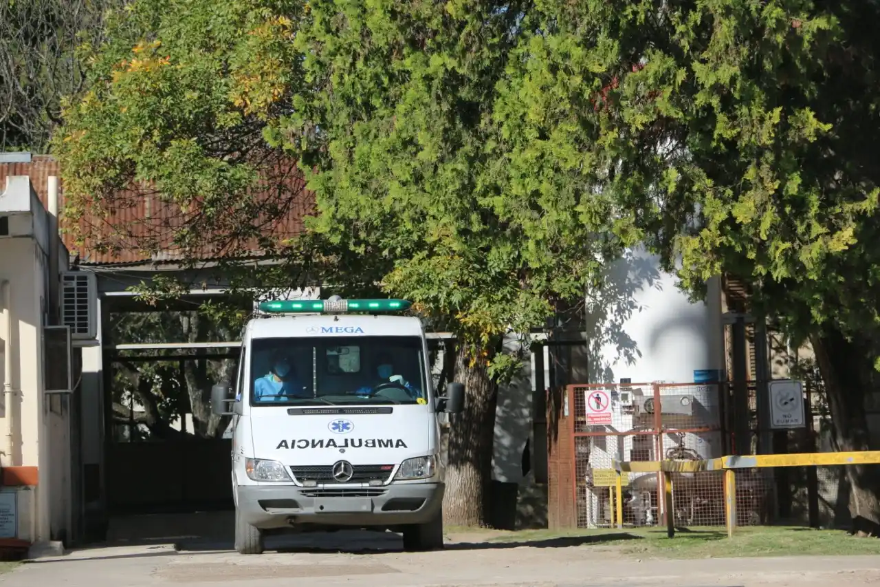 Continúa la merma de contagios y evalúan eliminar los partes diarios de Covid