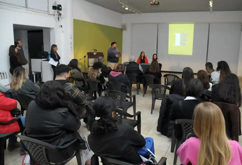 El Municipio y la CEPIT presentaron el programa "Mujeres Tecnológicas"