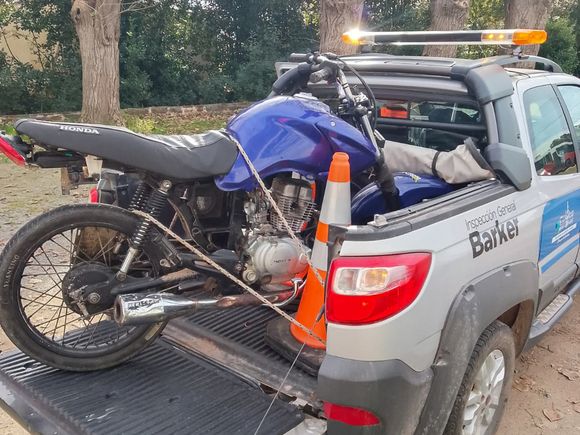 Operativos de control vehicular en Barker y Villa Cacique