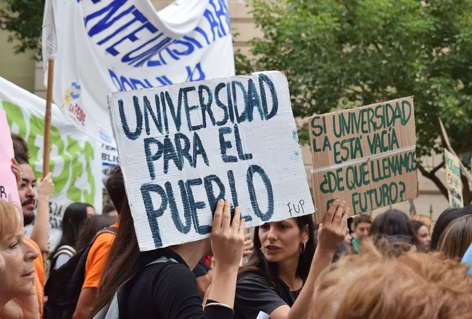 Inicia hoy un nuevo paro de 48 horas de los gremios docentes y no docentes universitarios