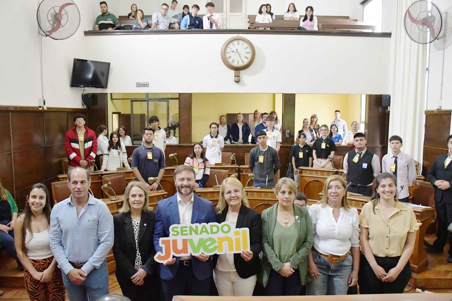 Azcué exhortó a los jóvenes a que sean protagonistas del cambio de la ciudad, la provincia y el país