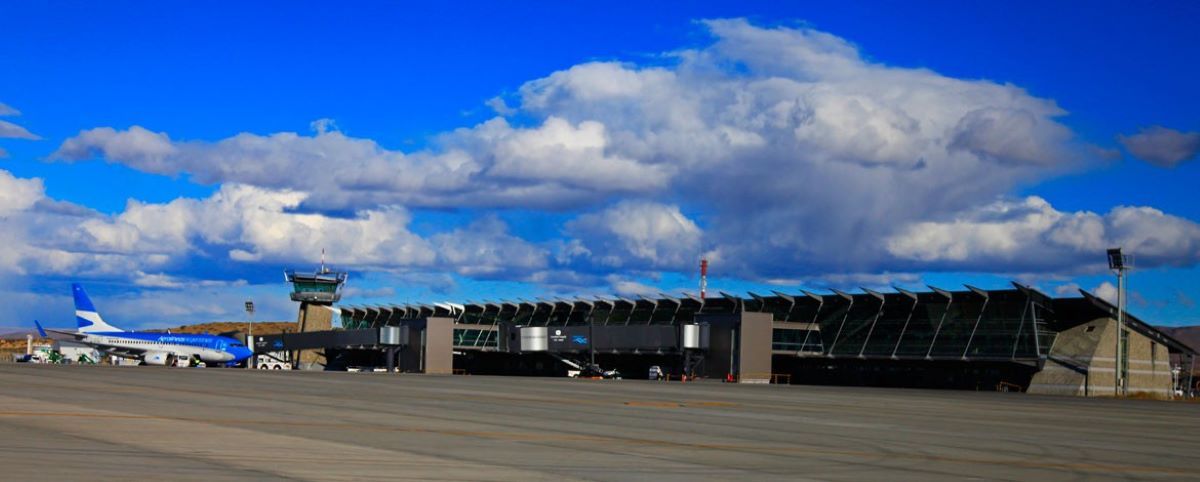 El Calafate vuelve a operar vuelos comerciales tras restablecerse la categoría del Servicio de Extinción de Incendios