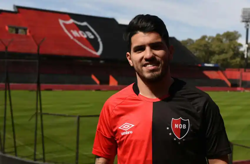 Newell’s oficializó a su décimo refuerzo: Gastón Del Castillo