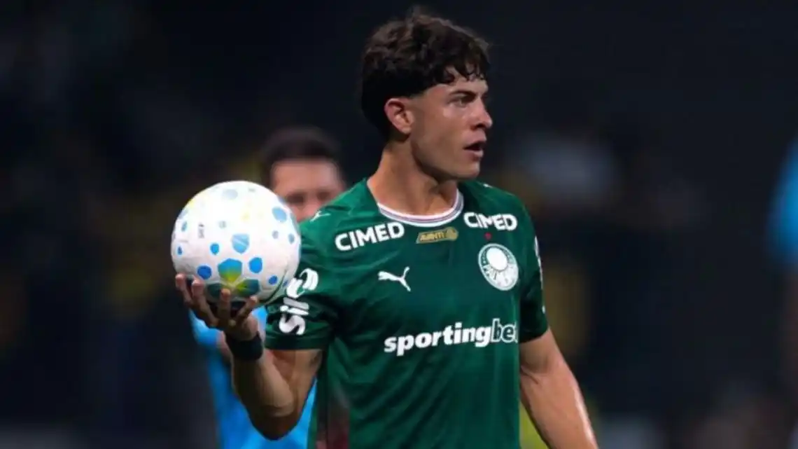 Scaloni convocó al santafesino Agustín Giay tras la lesión de Montiel