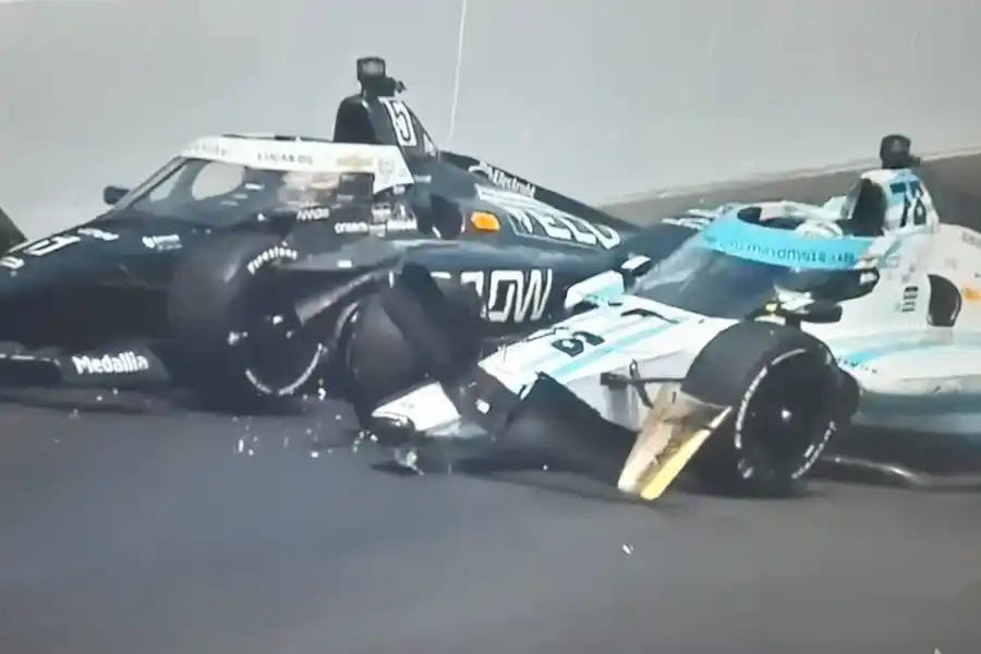 VIDEO | Cómo fue el accidente que dejó a Canapino afuera de las 500 Indy