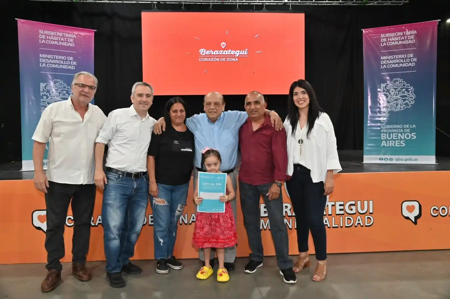 Larroque y Mussi encabezaron el acto de entrega de títulos.