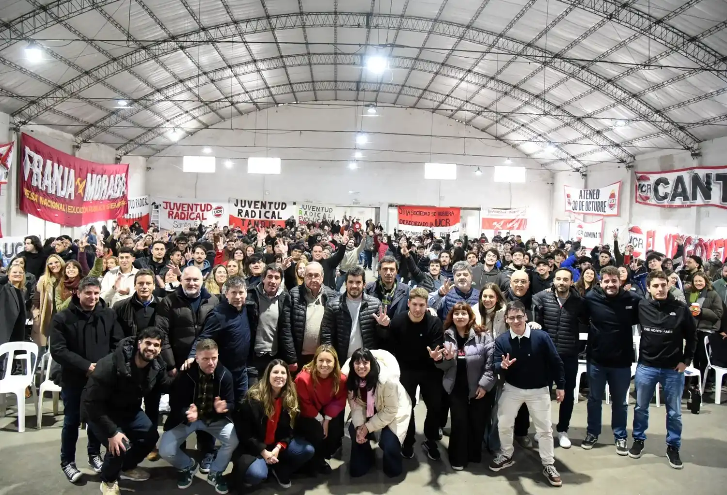 Más de 600 jóvenes que participan del campamento en Tandil.