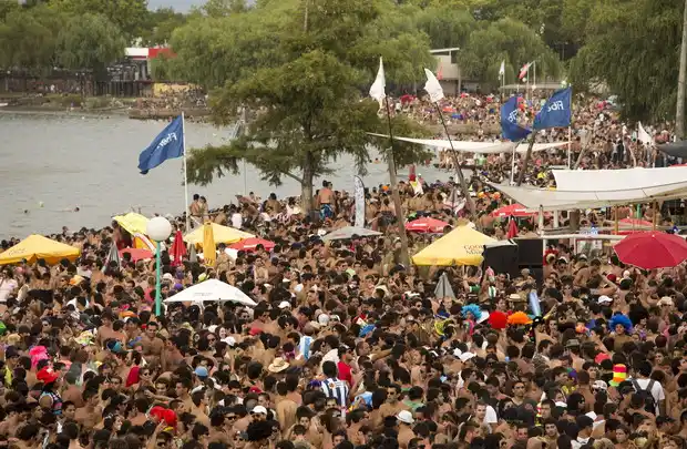 Gualeguaychú disfruta del mejor fin de semana largo de los últimos 10 años