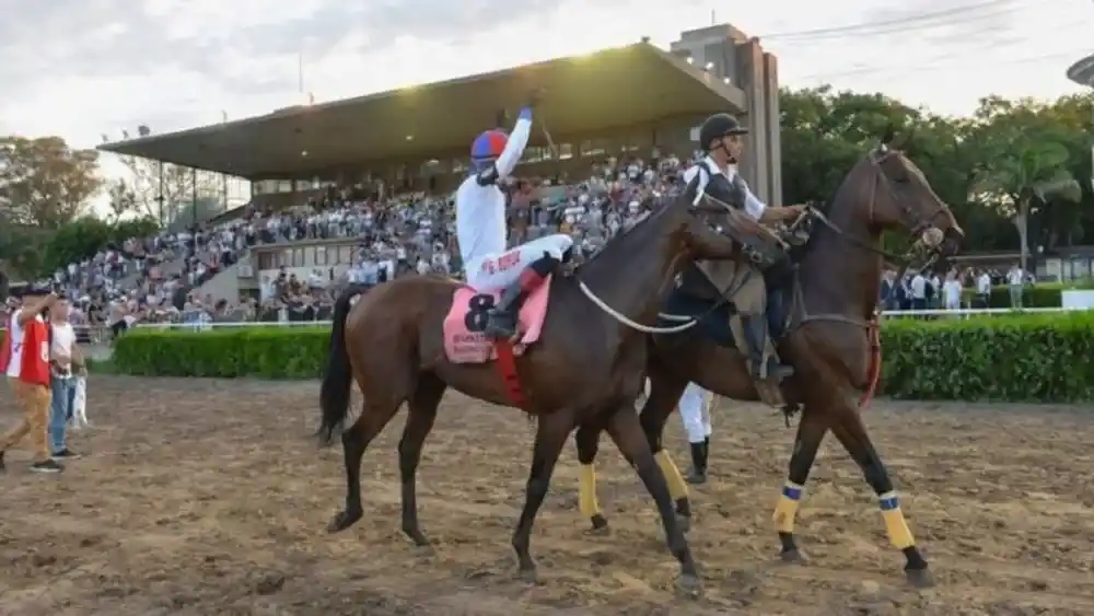 Nueva edición del Gran Premio Dardo Rocha en La Plata.