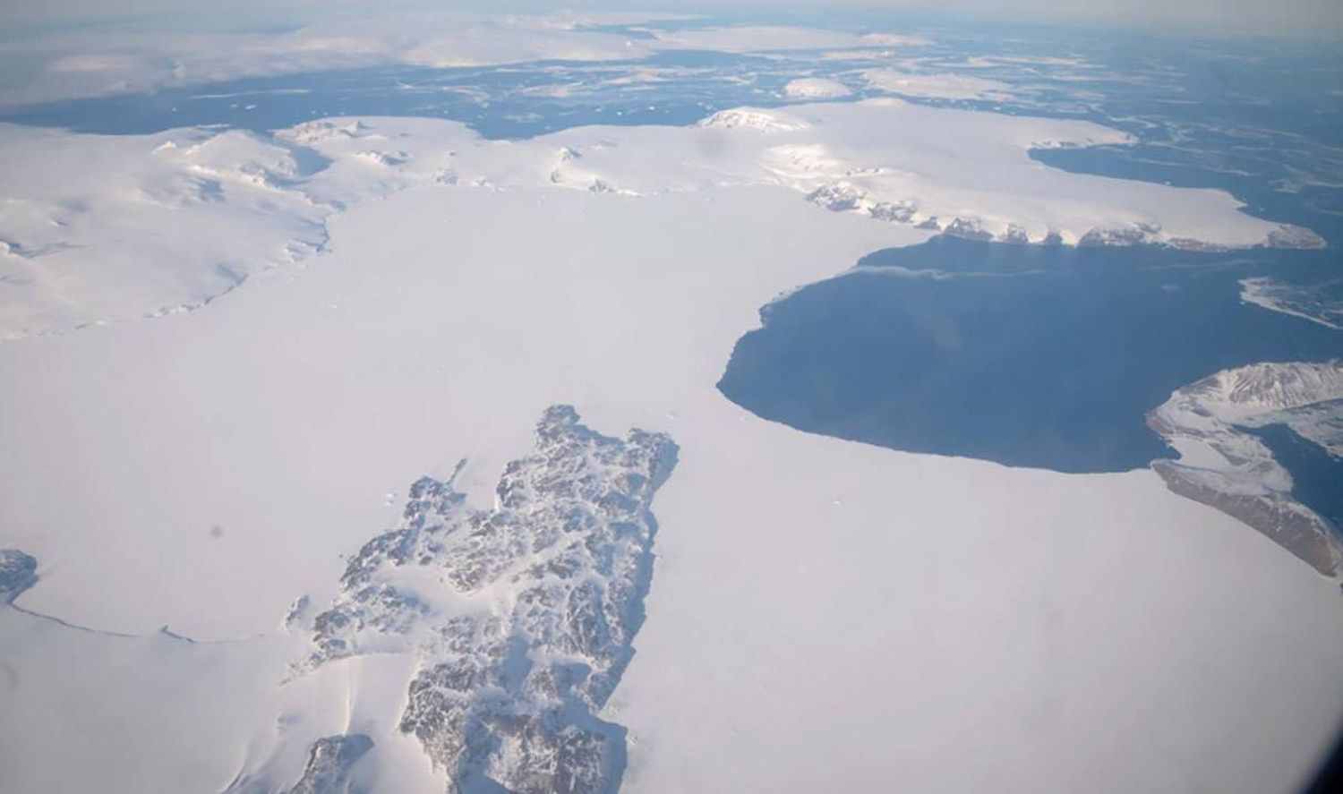 La capa de hielo del casquete polar antártico se redujo a su mínimo histórico