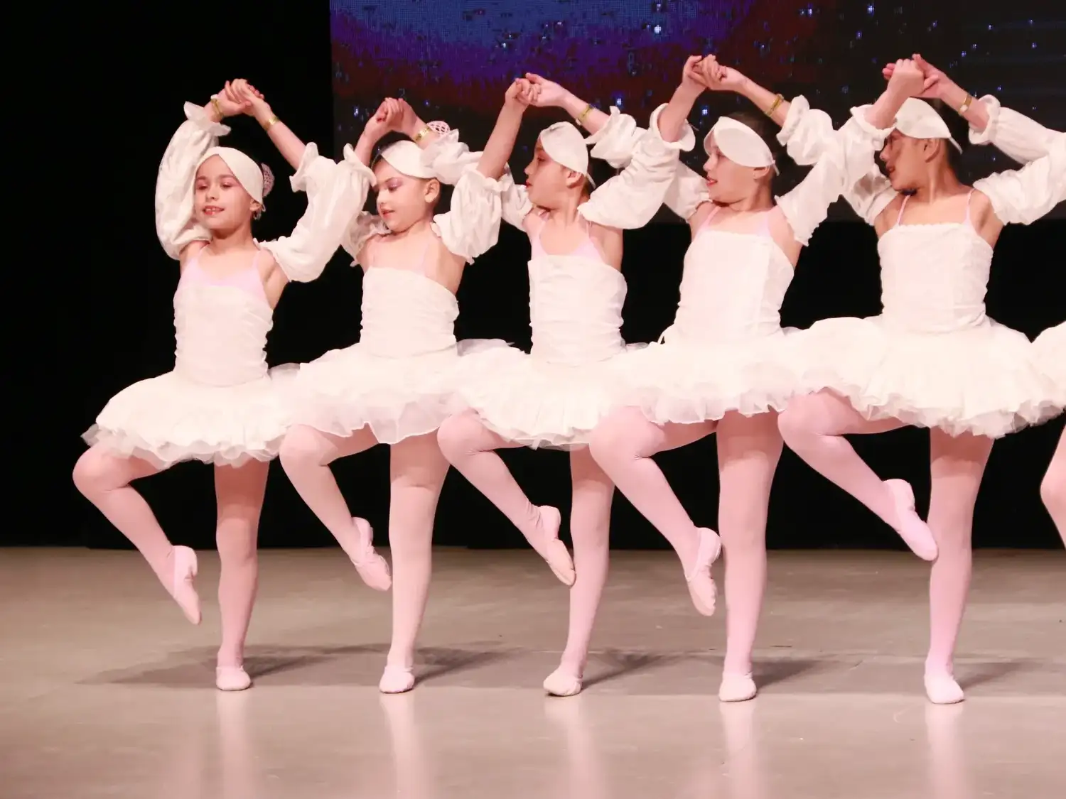Certamen de danza Luz en Movimiento - 1