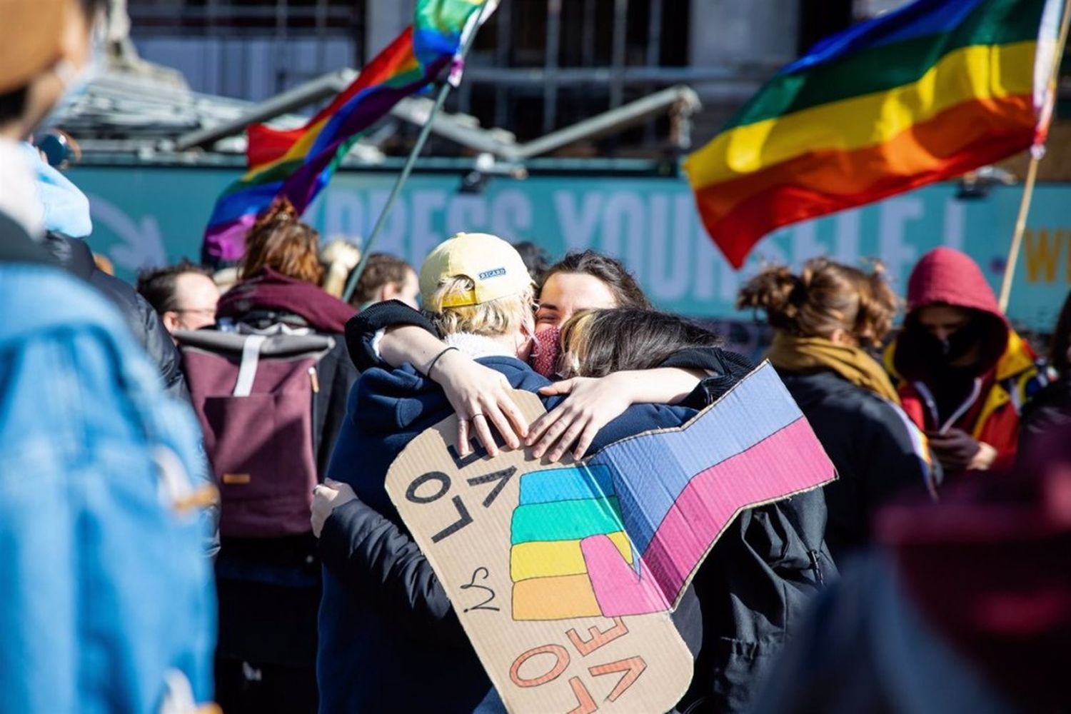 Suiza anunció que desde julio de 2022 permitirá el matrimonio igualitario