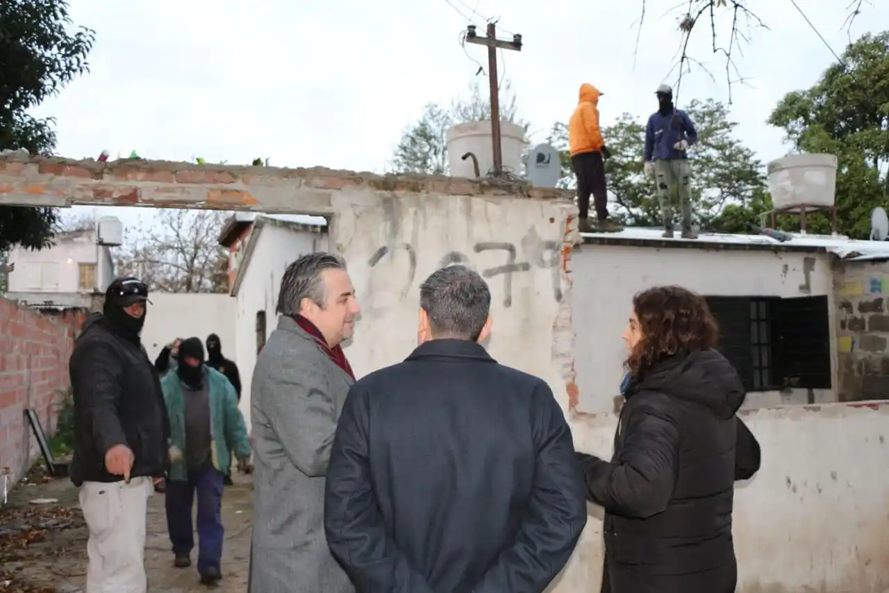 El ministro de Seguridad Pablo Cococcini estuvo presente en la demolición.