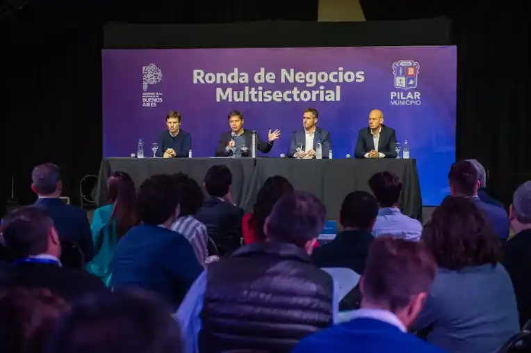 Kicillof en Pilar: Encabezó ronda de negocios con representantes de 150 firmas bonaerenses