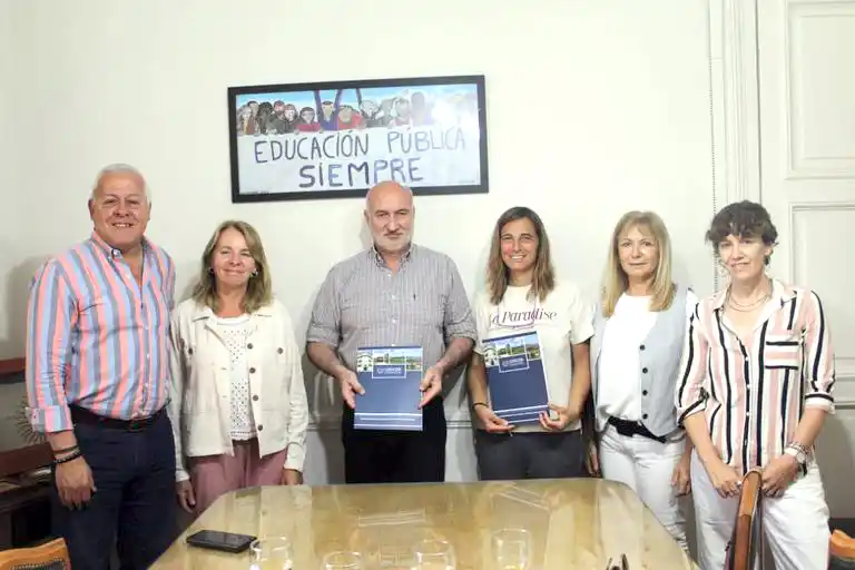 Acuerdo. Se firmó entre la Unicen y la Fundación Reinventar