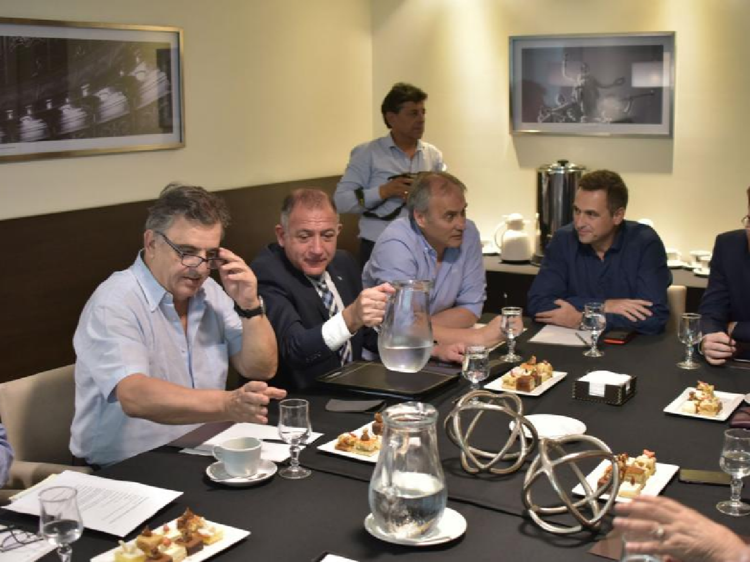 En Cambiemos acordaron que el candidato a gobernador no podrá competir en elecciones nacionales