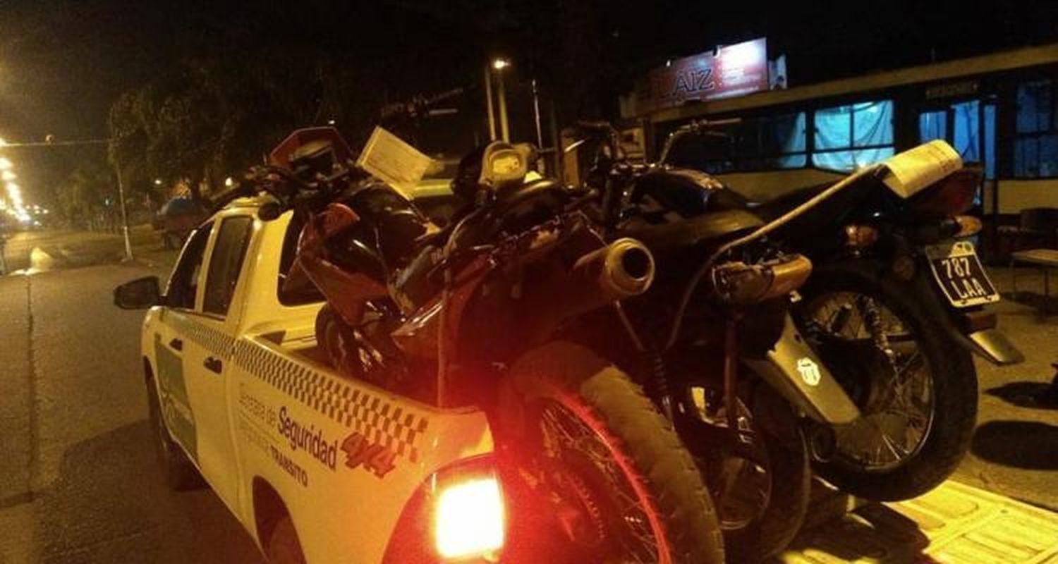 Cuarentena: El fin de semana terminó con seis motos secuestradas y 21 personas interceptadas