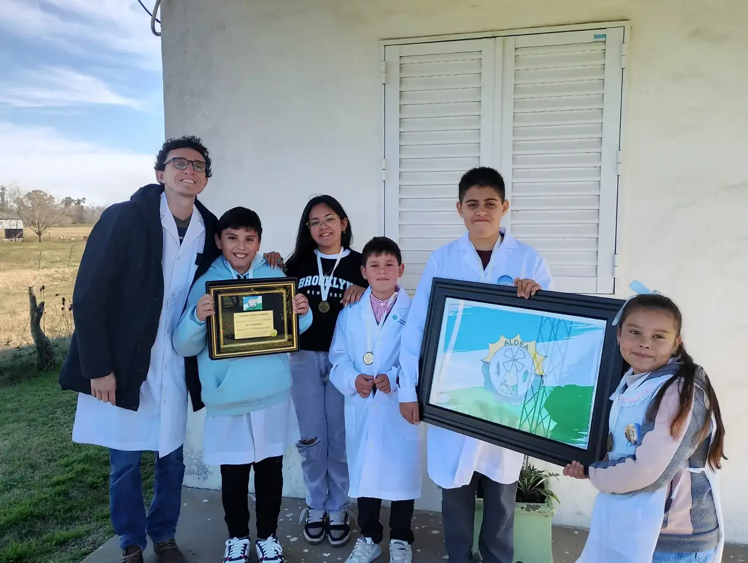 Una escuela rural diseñó la bandera oficial de Aldea Asunción