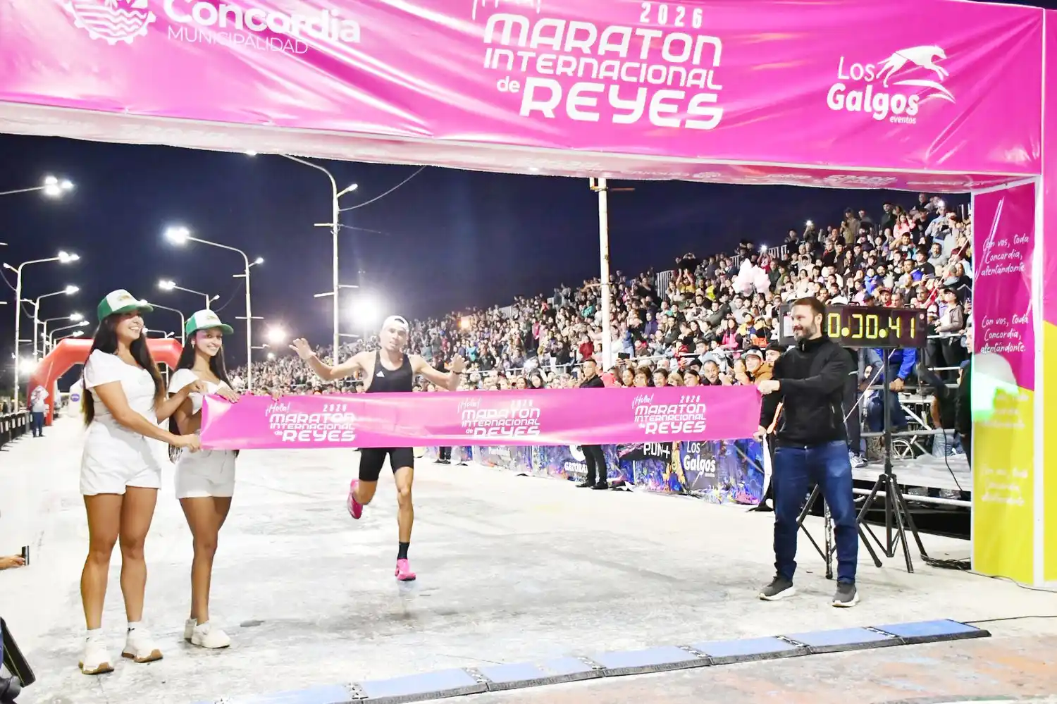 Edgardo Franco se adueñó de la 47 edición del Maratón de Reyes. En mujeres, el triunfo fue para Joana Navarrete